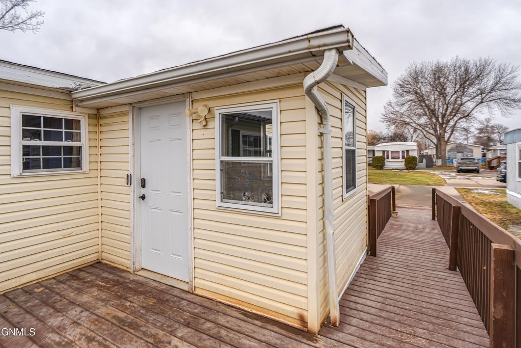 227 Connecticut Street, Bismarck, ND 58504 photo 41