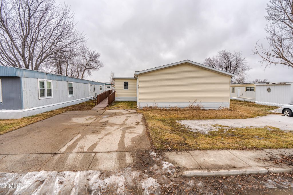 227 Connecticut Street, Bismarck, ND 58504 photo 44