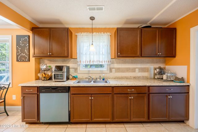 1001 Corbett Avenue N, Wilson, NC 27893