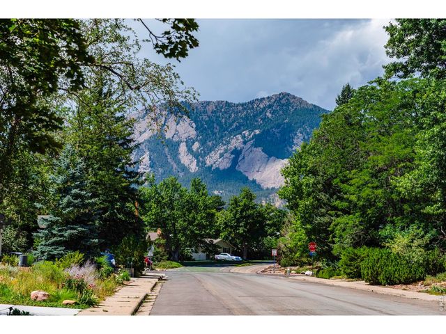 3930 Darley Ave, Boulder, CO 80305