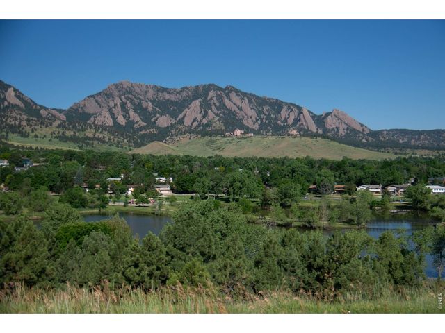 3930 Darley Ave, Boulder, CO 80305