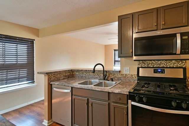 136 W Corley Lane, Spartanburg, SC 29303