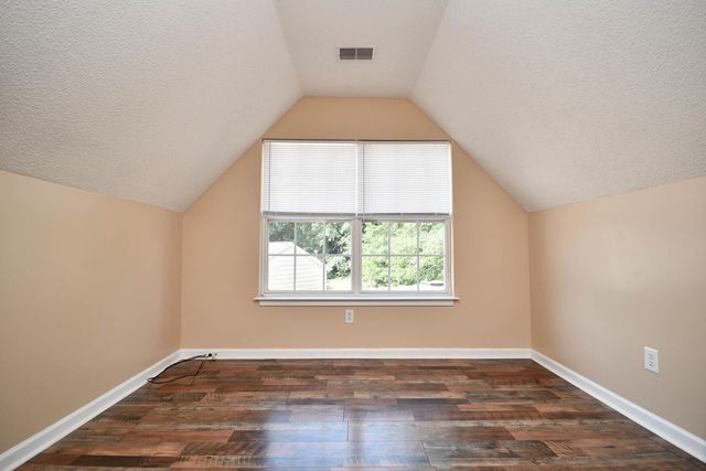 136 W Corley Lane, Spartanburg, SC 29303