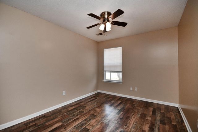 136 W Corley Lane, Spartanburg, SC 29303