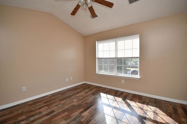 136 W Corley Lane, Spartanburg, SC 29303