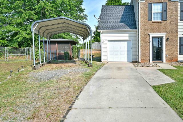 136 W Corley Lane, Spartanburg, SC 29303