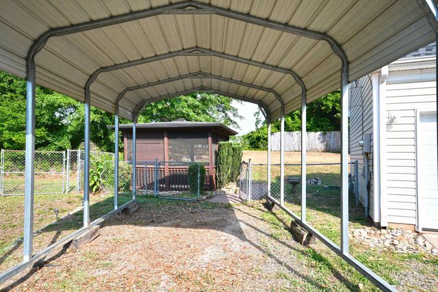 136 W Corley Lane, Spartanburg, SC 29303