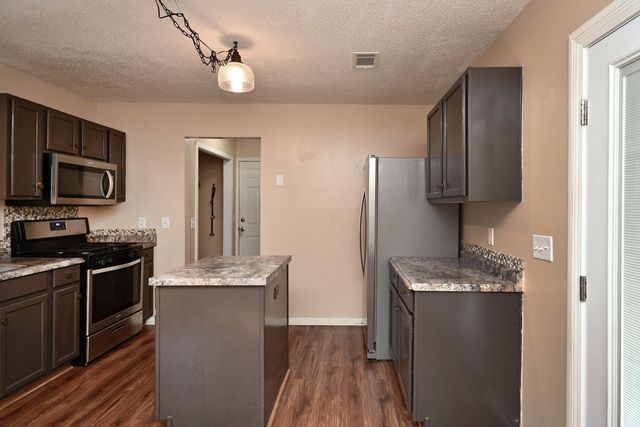 136 W Corley Lane, Spartanburg, SC 29303
