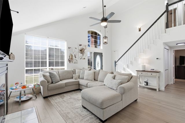 824 Stone Trail Drive, Flower Mound, TX 75028