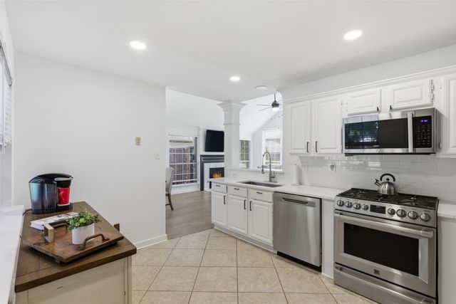 824 Stone Trail Drive, Flower Mound, TX 75028