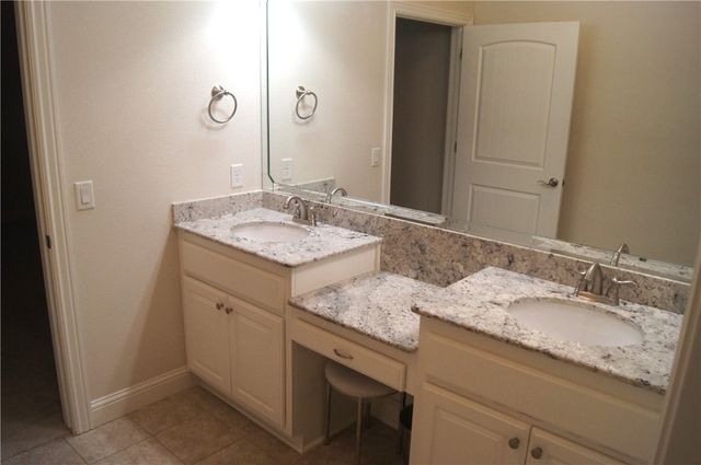 2500 SW Fallow Street, Bentonville, AR 72713