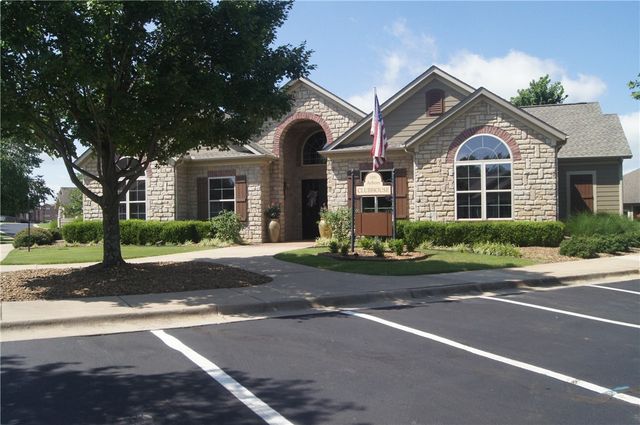 2500 SW Fallow Street, Bentonville, AR 72713