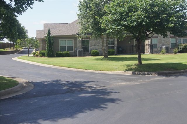 2500 SW Fallow Street, Bentonville, AR 72713