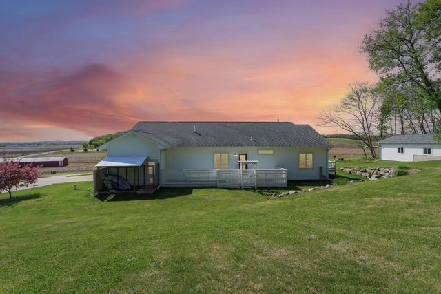 10265 County Road KP Road, Mazomanie, WI 53560