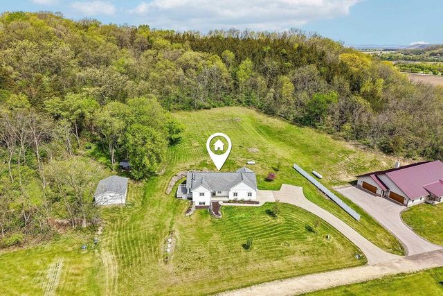 10265 County Road KP Road, Mazomanie, WI 53560
