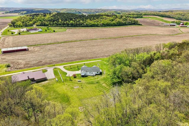 10265 County Road KP Road, Mazomanie, WI 53560