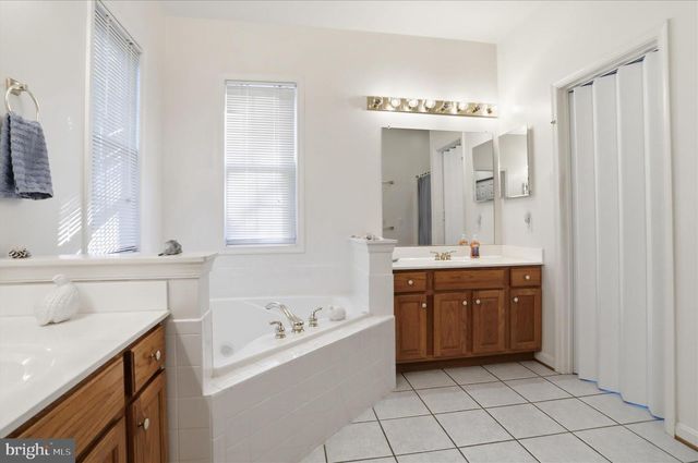 20370 SPLENDOR VIEW TER, Hagerstown, MD 21740