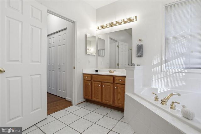 20370 SPLENDOR VIEW TER, Hagerstown, MD 21740