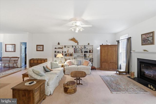 20370 SPLENDOR VIEW TER, Hagerstown, MD 21740