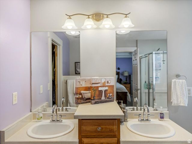 4962 W BADGER LN, Riverton, UT 84096