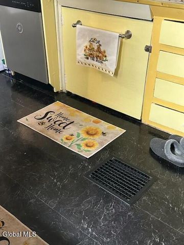 5 Pacific Street, Granville, NY 12832