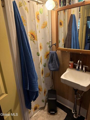 5 Pacific Street, Granville, NY 12832