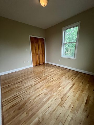 7 Mullins Court C, Cambridge, MA 02141