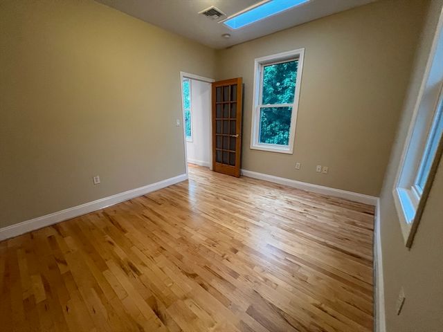 7 Mullins Court C, Cambridge, MA 02141