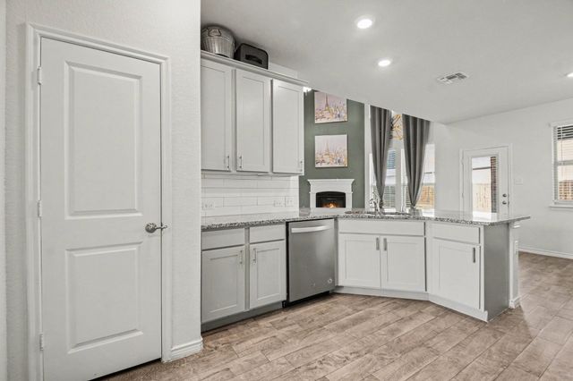5577 Yarborough Drive, Forney, TX 75126