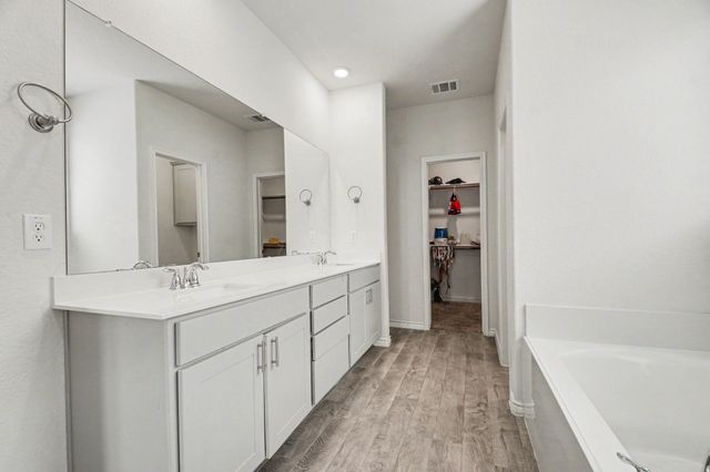 5577 Yarborough Drive, Forney, TX 75126