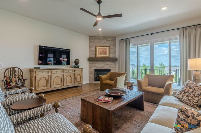 113 Waving Muhly Drive, San Marcos, TX 78666
