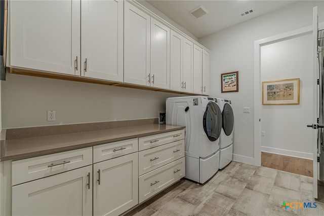 113 Waving Muhly Drive, San Marcos, TX 78666