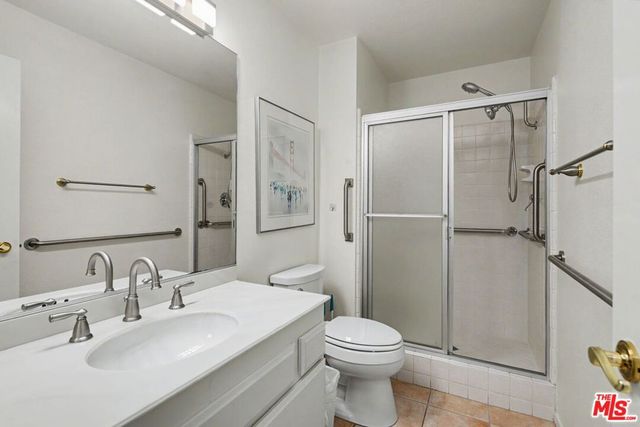 4070 Falling Leaf Drive, Encino, CA 91316