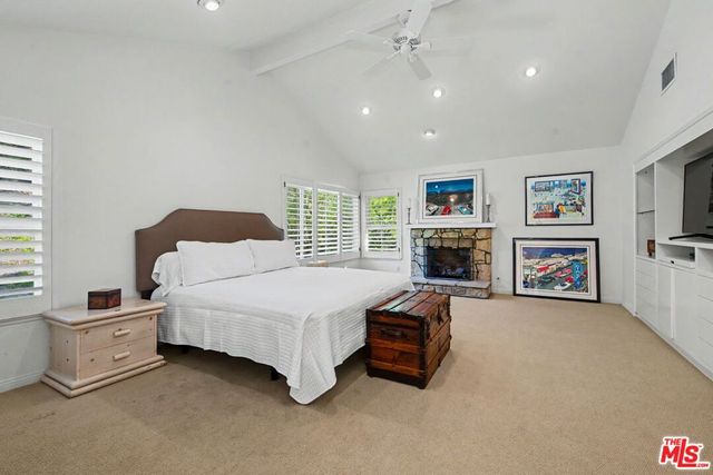 4070 Falling Leaf Drive, Encino, CA 91316
