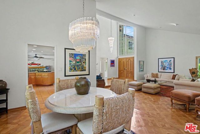 4070 Falling Leaf Drive, Encino, CA 91316
