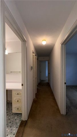 4906 McAllister Dr, Chester, VA 23831