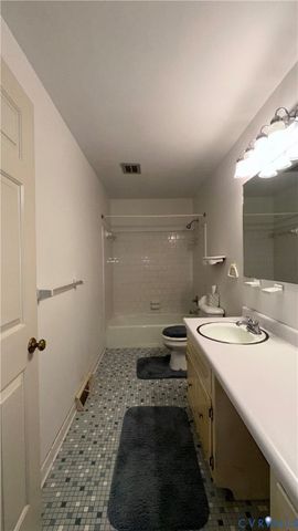 4906 McAllister Dr, Chester, VA 23831