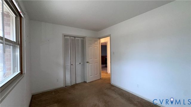 4906 McAllister Dr, Chester, VA 23831