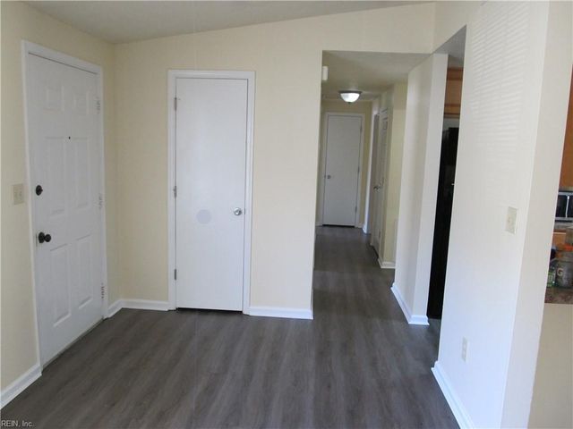 507 Ashwood DR, Newport News, VA 23602