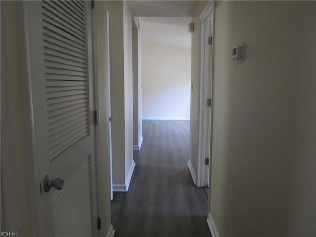 507 Ashwood DR, Newport News, VA 23602