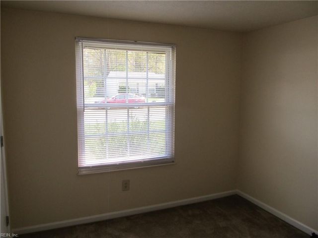 507 Ashwood DR, Newport News, VA 23602