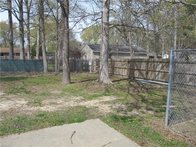 507 Ashwood DR, Newport News, VA 23602