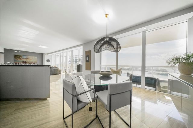 450 Alton Road 3301, Miami Beach, FL 33139