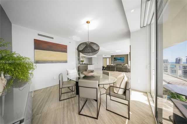 450 Alton Road 3301, Miami Beach, FL 33139
