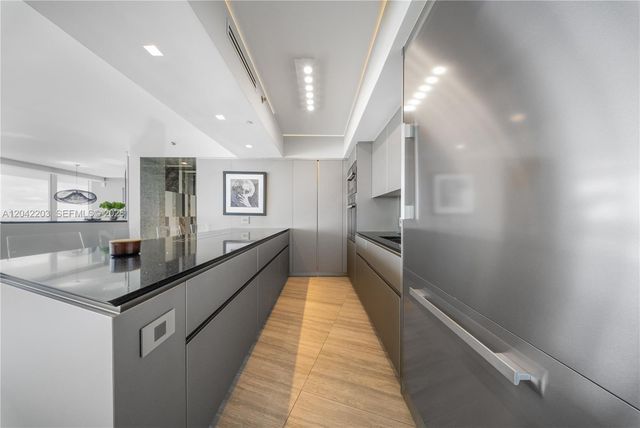 450 Alton Road 3301, Miami Beach, FL 33139