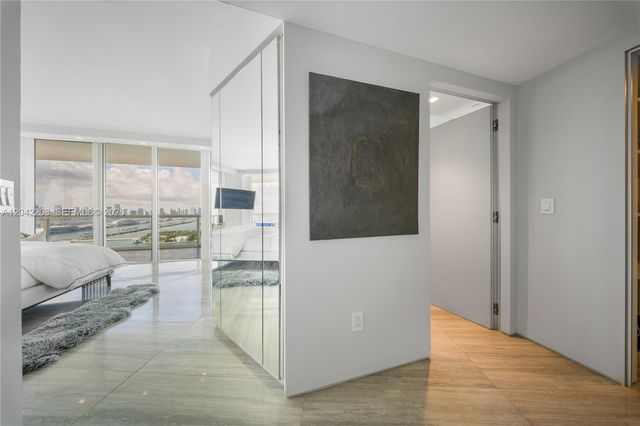 450 Alton Road 3301, Miami Beach, FL 33139