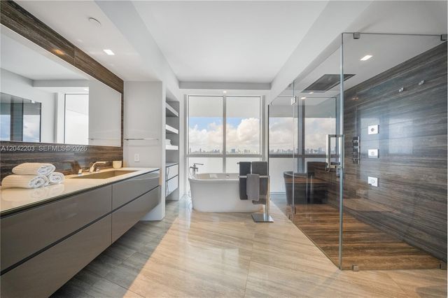 450 Alton Road 3301, Miami Beach, FL 33139