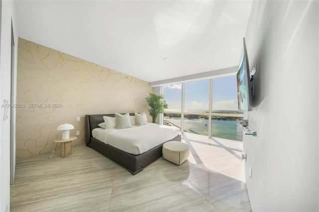 450 Alton Road 3301, Miami Beach, FL 33139