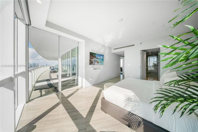 450 Alton Road 3301, Miami Beach, FL 33139