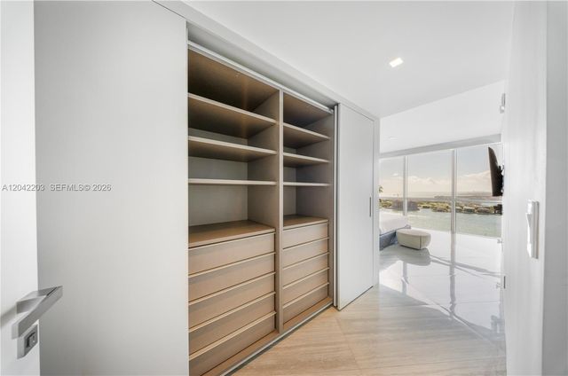 450 Alton Road 3301, Miami Beach, FL 33139